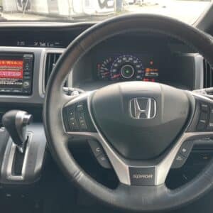 ステップワゴン　スパーダZ　インターナビセレクション　【総合評価優良車】