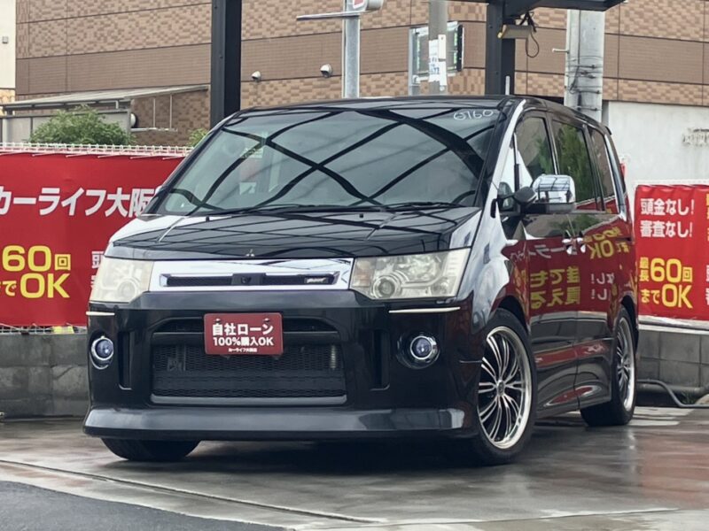 デリカD5　ローデストG　プレミアム　《ユーザー買取車》