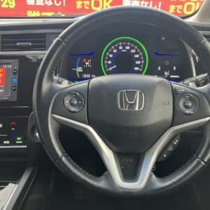 シャトル　ハイブリッドX