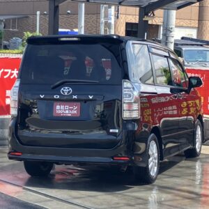 ヴォクシー　ZS