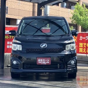 ヴォクシー　ZS