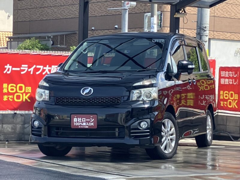 ヴォクシー　ZS
