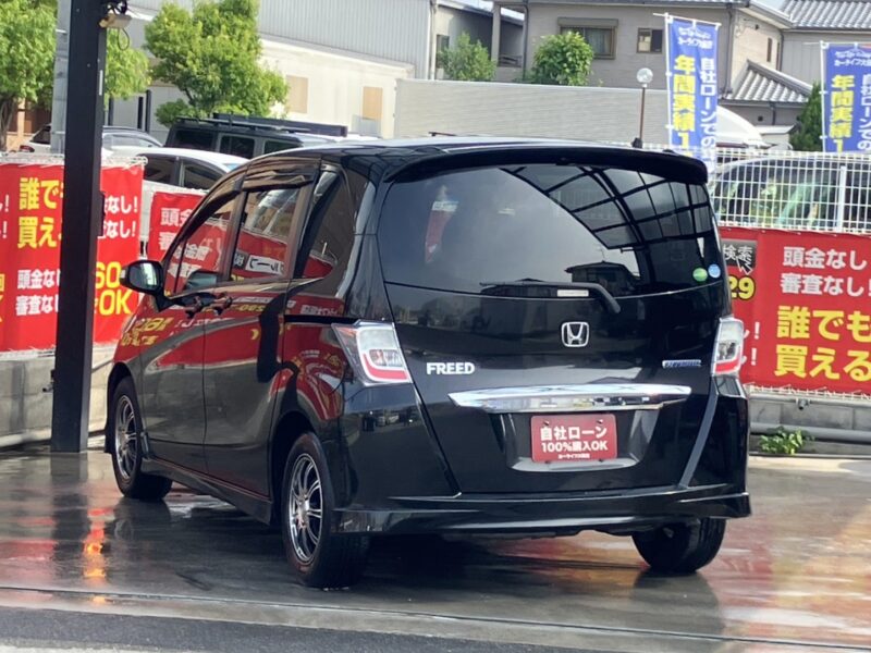 フリード ハイブリッド ジャストセレクション