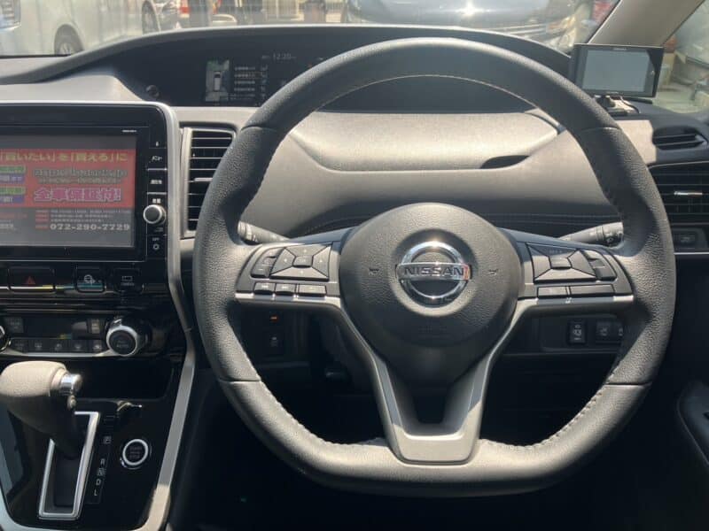 セレナ ハイウェイスター 【総合評価優良車】