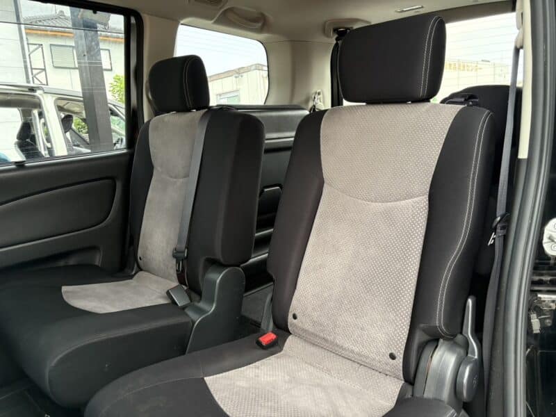 セレナ ライダー ブラックライン S-HV 【総合評価優良車】