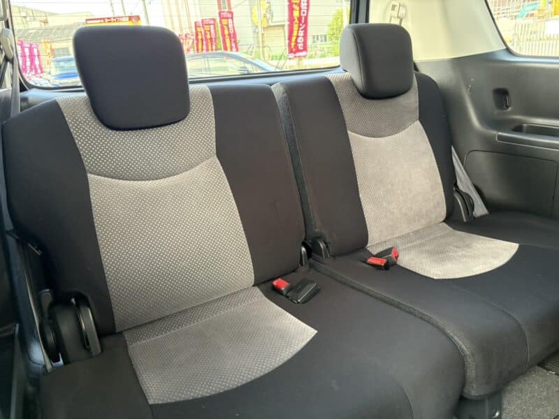 セレナ ライダー ブラックライン S-HV 【総合評価優良車】