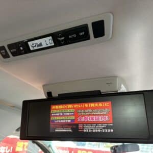 ヴェルファイア　2.4Z　《ユーザー買取車》