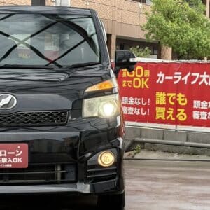 ヴォクシー　ZS