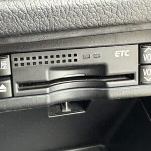 ヴォクシー　ZS
