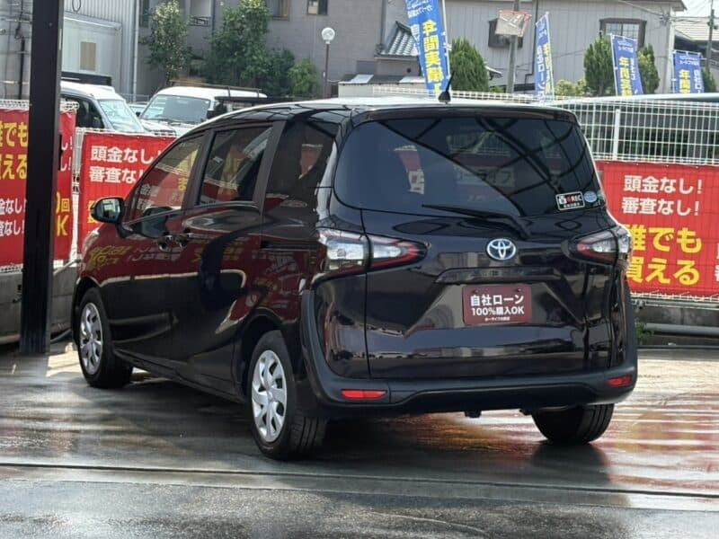 シエンタ Gクエロ