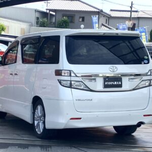 ヴェルファイア　2.4Z　ゴールデンアイズ