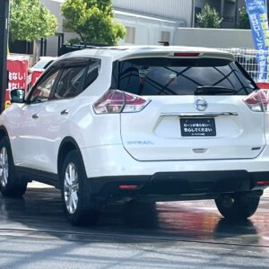 エクストレイル　～7人乗りタイプ～　20Xエマージェンシーブレーキパッケージ　4WD【総合評価優良車】