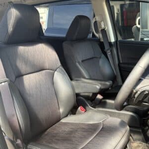 オデッセイ　アブソルート　【総合評価優良車】