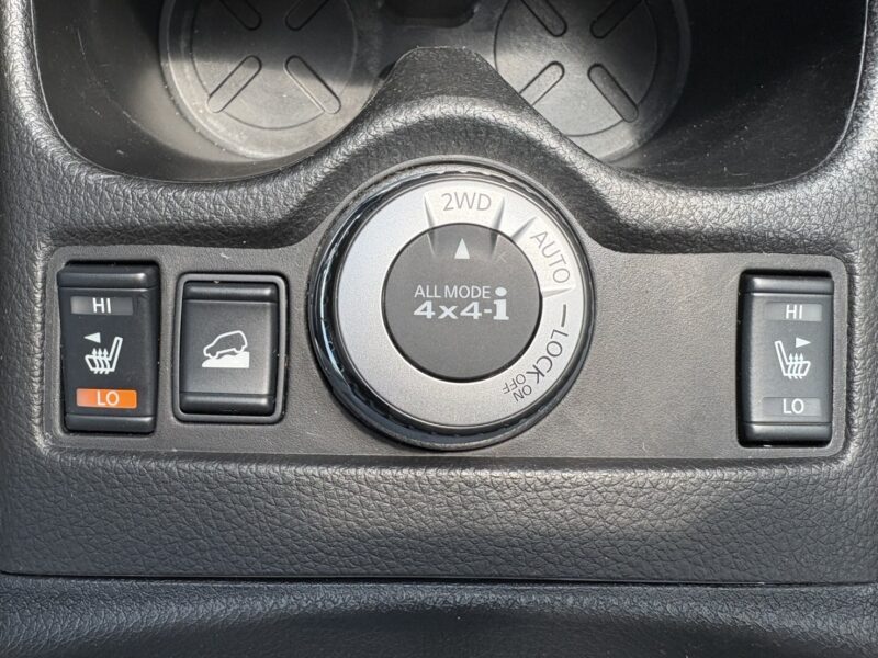 エクストレイル ~7人乗りタイプ~ 20Xエマージェンシーブレーキパッケージ 4WD【総合評価優良車】