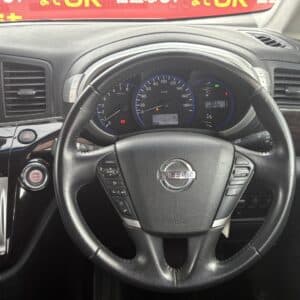 エルグランド　ハイウェイスター　【総合評価優良車】　