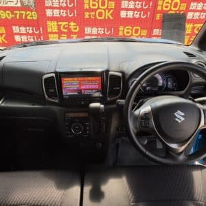 スペーシアカスタム　Z　ターボ　デュアルカメラブレーキサポート　ユーティリティパッケージ装着車　【総合評価優良車】