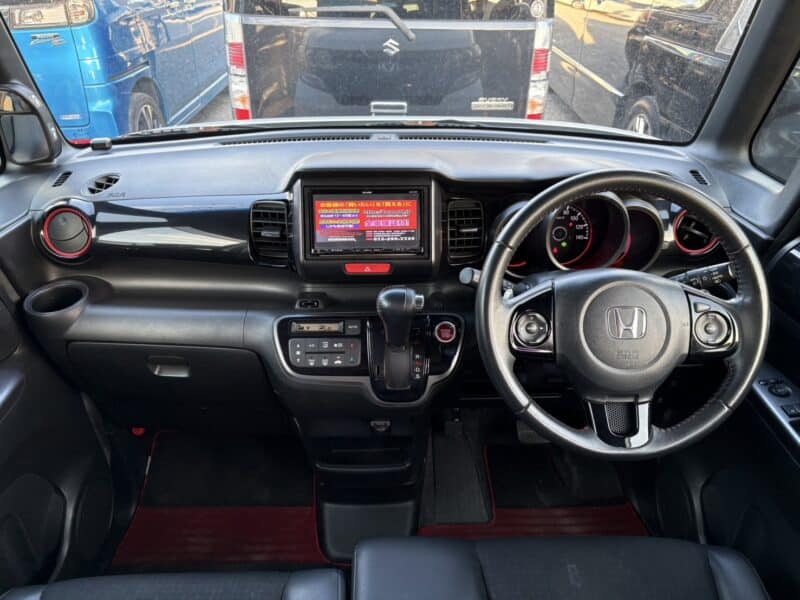 N-BOX カスタム GターボLパッケージ 【総合評価優良車】