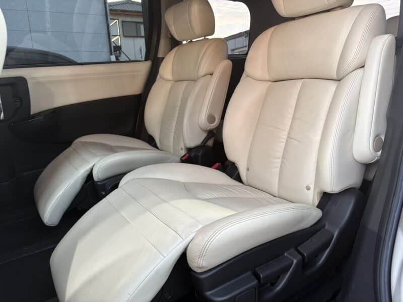 エルグランド ライダー本革シート マニュアルシート 【総合評価優良車】