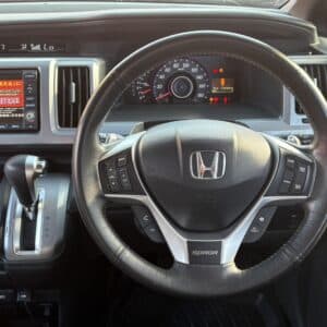 ステップワゴン　スパーダ　Z　インターナビセレクション　【総合評価優良車】