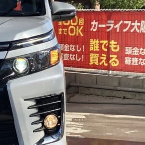 ヴォクシー　ZS　