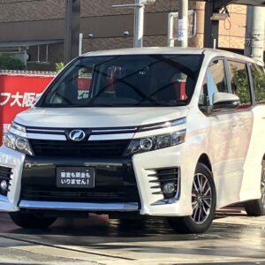 ヴォクシー　ZS　