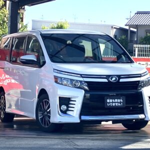 ヴォクシー　ZS　