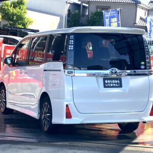 ヴォクシー　ZS　