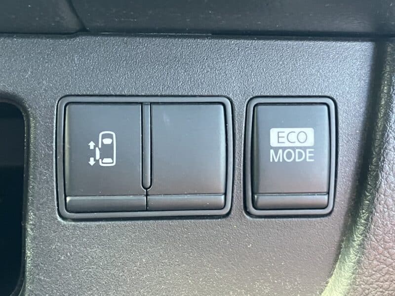 セレナ ハイウェイスター S-HV 【総合評価優良車】