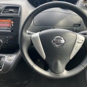 セレナ　ライダー　S-HV