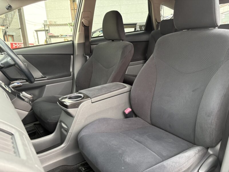 プリウスα Sチューンブラック 【総合評価優良車】