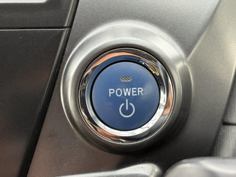 プリウスα Sチューンブラック 【総合評価優良車】