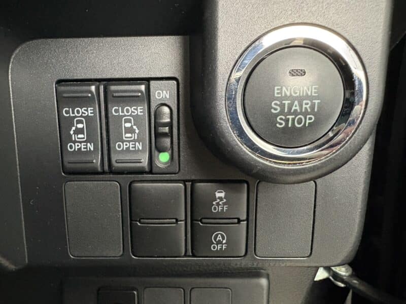 ルーミー カスタムG