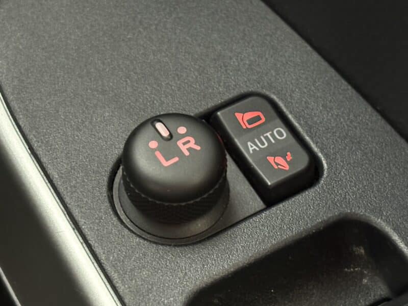 ルーミー カスタムG