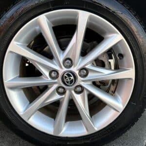 プリウスa  Sツーリングセレクション