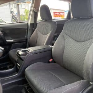 プリウスa  Sツーリングセレクション