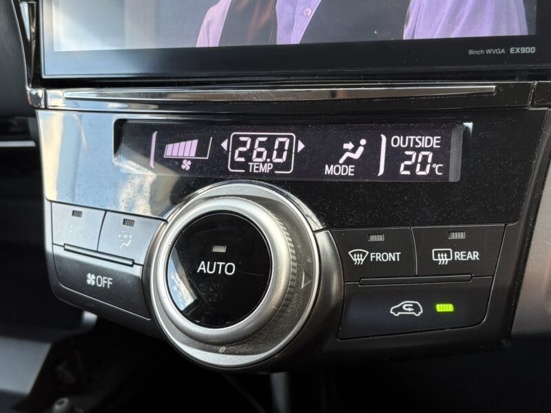 プリウスa Sツーリングセレクション