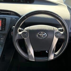 プリウス Sツーリング セレクションG’S