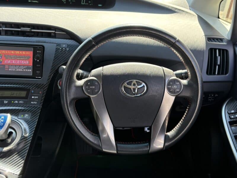 プリウス Sツーリング セレクションG’S