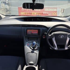 プリウス Sツーリング セレクションG’S