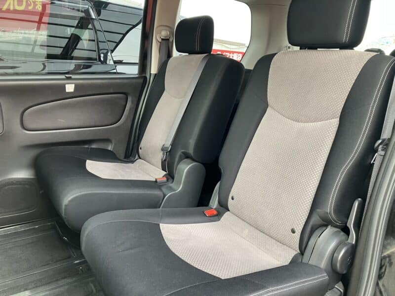 セレナ ライダー ブラックライン S-HV