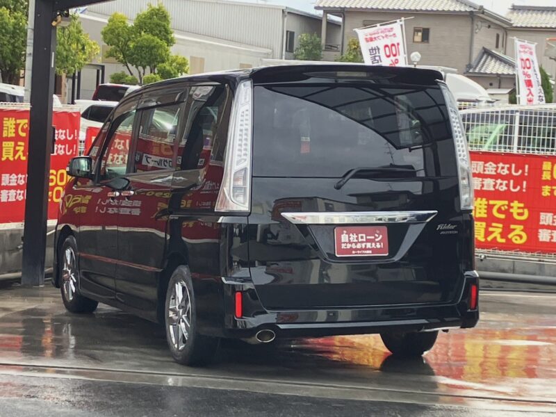 セレナ ライダー ブラックライン S-HV