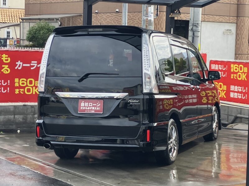 セレナ ライダー ブラックライン S-HV