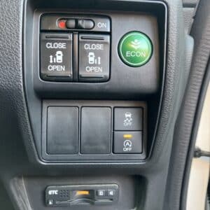 オデッセイ　アブソルートX　【総合評価優良車】