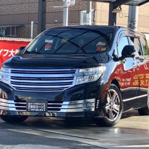 エルグランド　ライダー　黒本革シート マニュアルシート