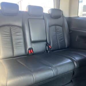 エルグランド　ライダー　黒本革シート マニュアルシート