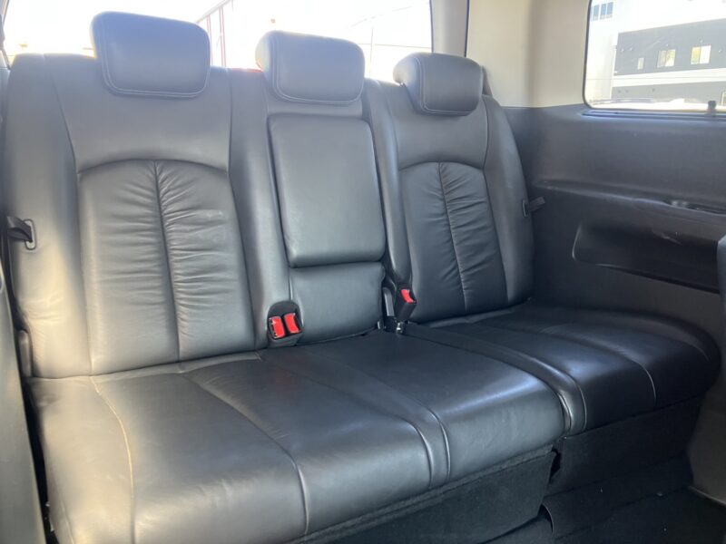 エルグランド ライダー 黒本革シート マニュアルシート