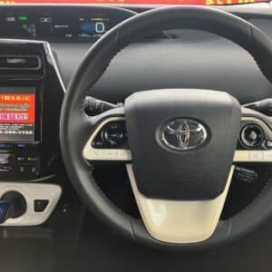 プリウス Sツーリングセレクション