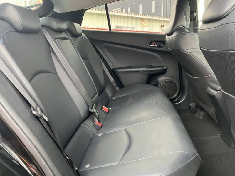 プリウス Sツーリングセレクション