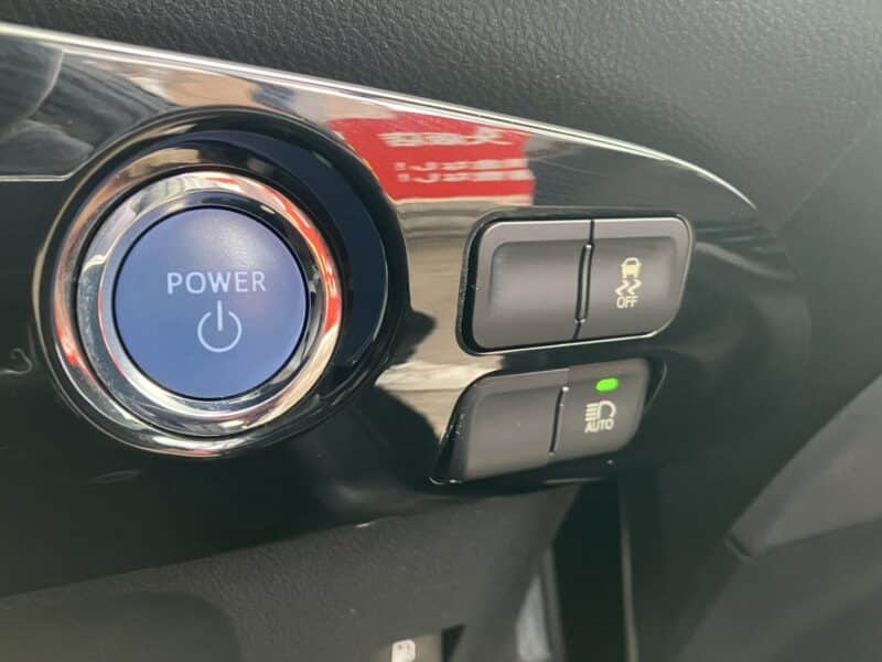 プリウス Sツーリングセレクション