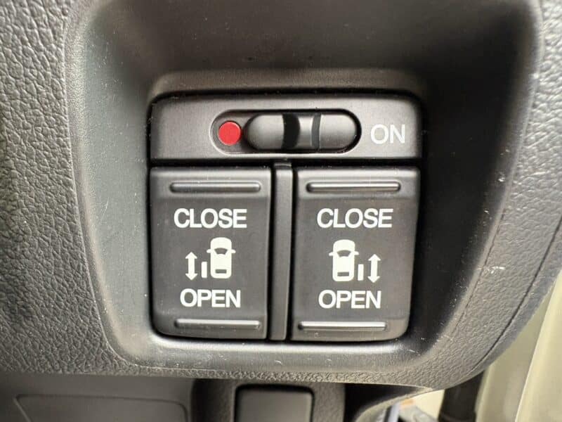 N-BOX カスタム SSパッケージ ターボ 【総合評価優良車】